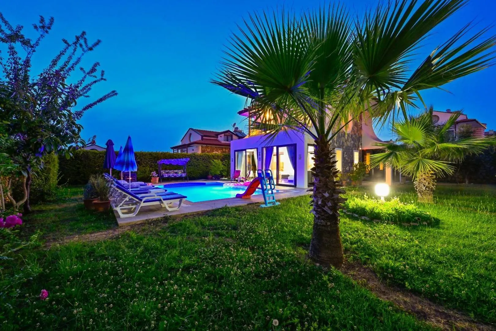 Lorenzo- 4 Bedroom Holiday Villa In Hisaronu Fethiye